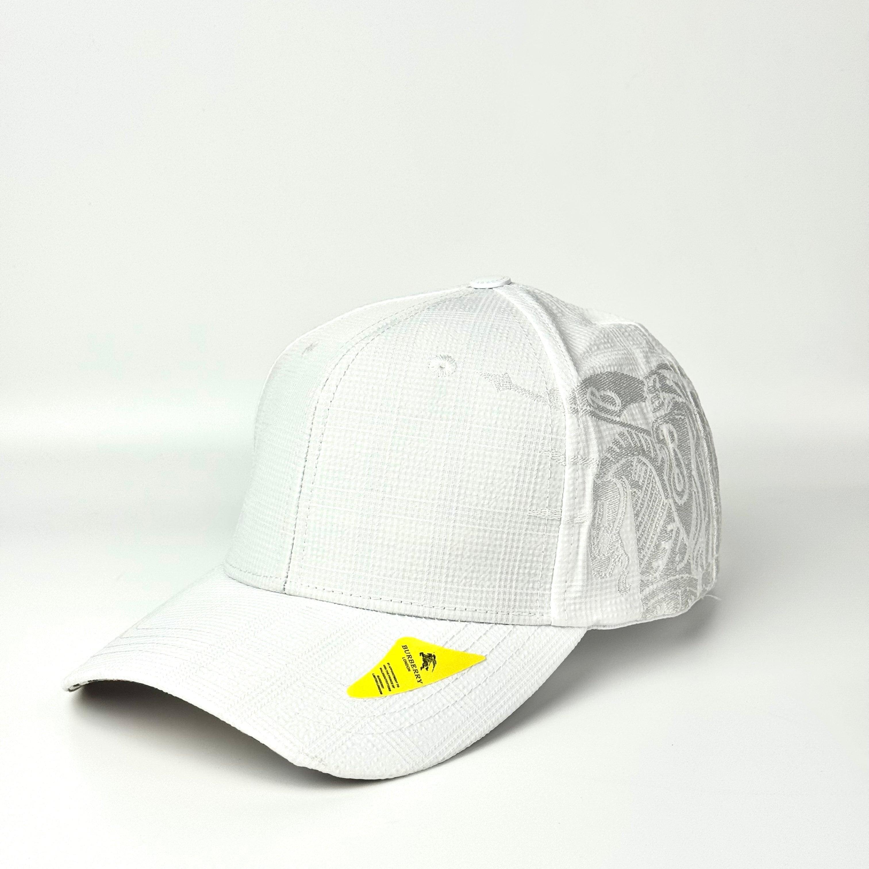 BRBRY White Cap